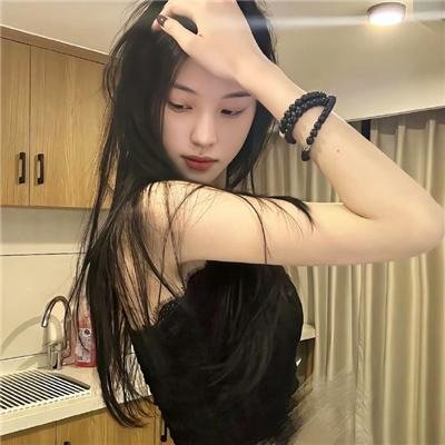 迎风而立的狮子